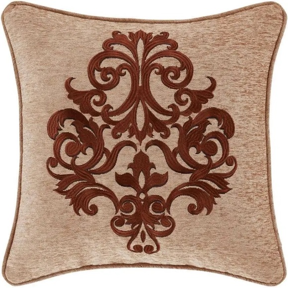 J QUEEN NEW YORK 18 in. Square EmbellisheDecorative Throw Pillow NEW